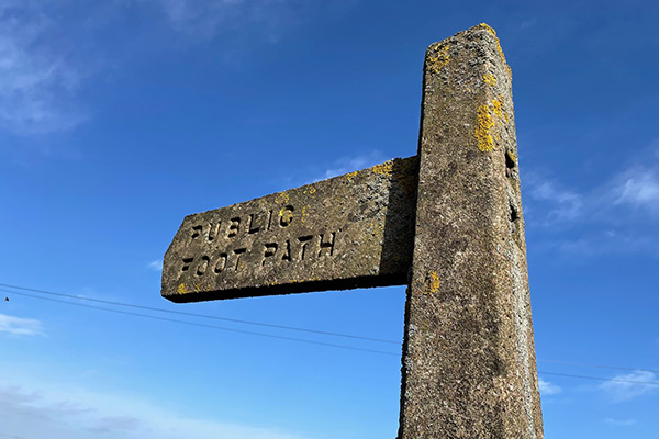Photo of a footpath